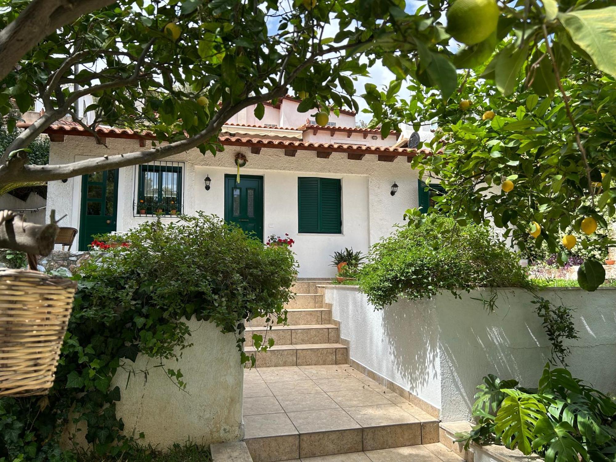Perivolakia Garden View Holiday home